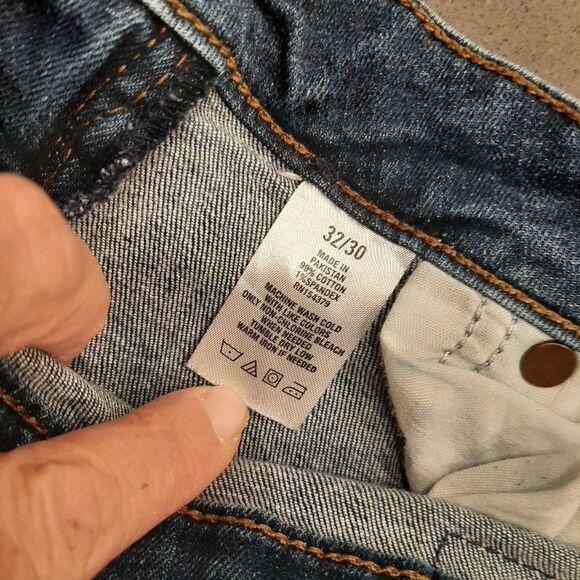 Aeropostale Distressed 32×30 Skinny Jeans - Picture 6 of 8